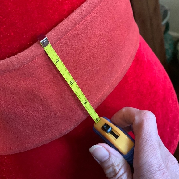 Ellen Tracy Wide Red Suede Belt - Picture 4 of 6